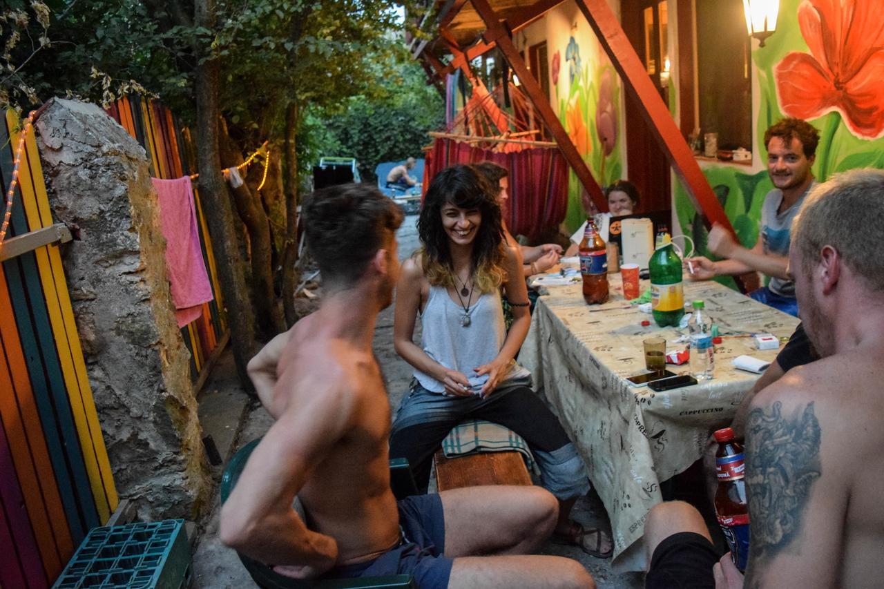 Auberge de jeunesse Vampire Beach à Vama Veche Extérieur photo