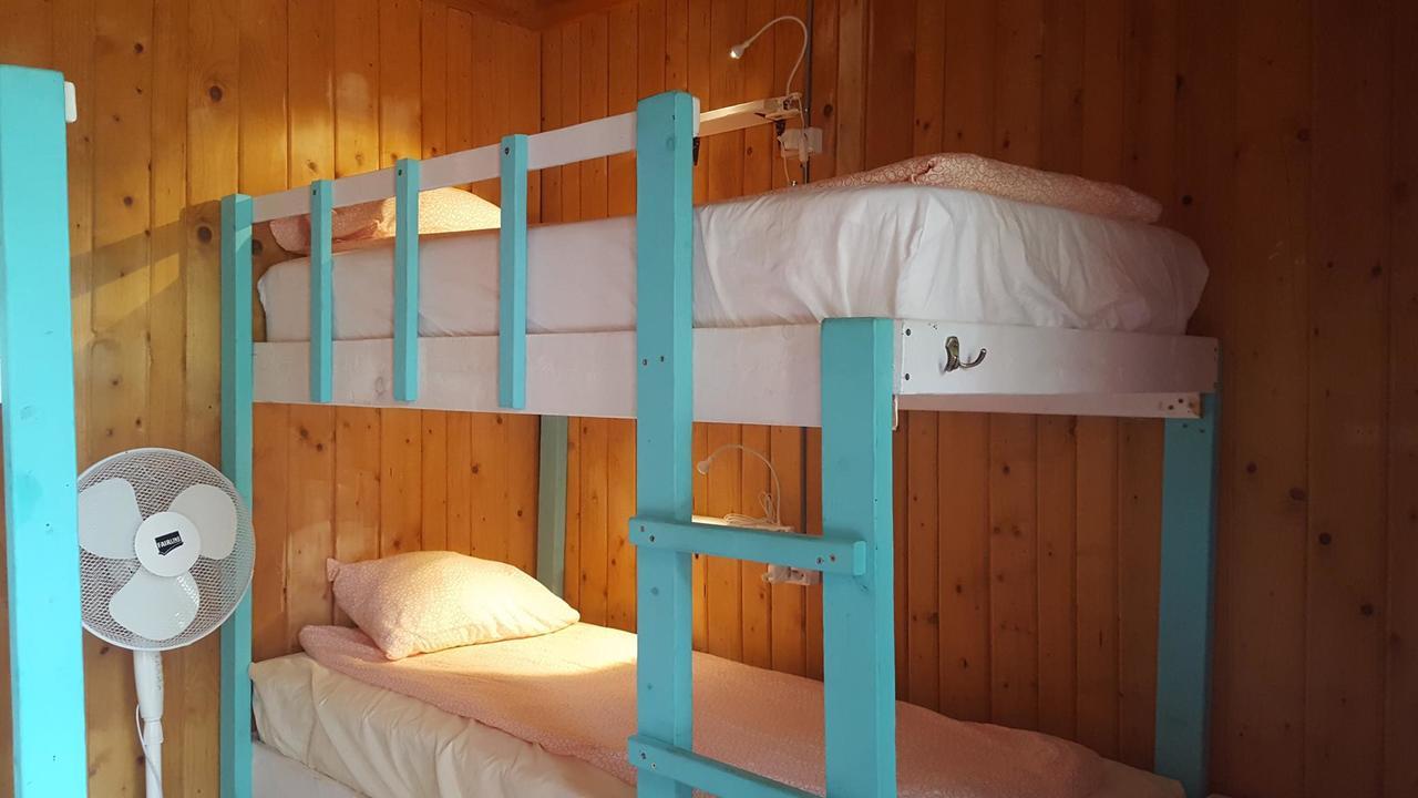 Auberge de jeunesse Vampire Beach à Vama Veche Extérieur photo